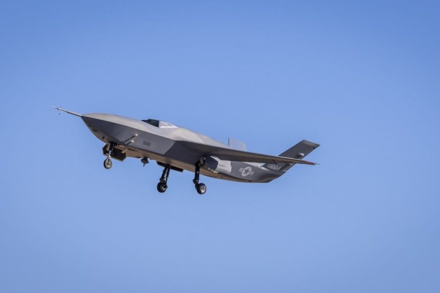 General Atomics YFQ-42 Dark Merlin CCA