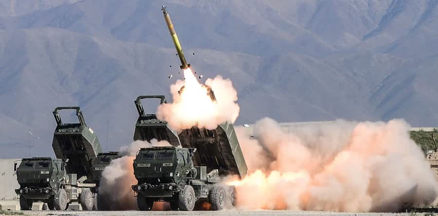 HIMARS GMLRS füze atışı anı