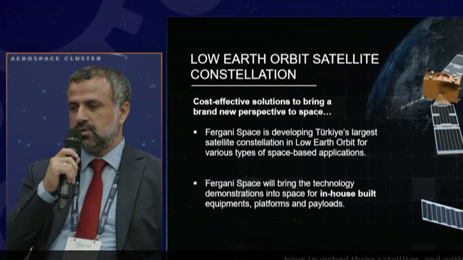 Fergani Space yöneticisi IAC 2026'da sunum yaparken