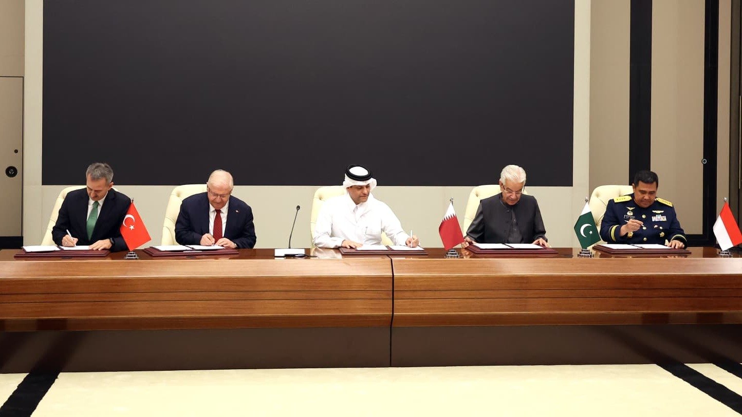 Dört ülke temsilcileri Doha'da mutabakat imza töreninde