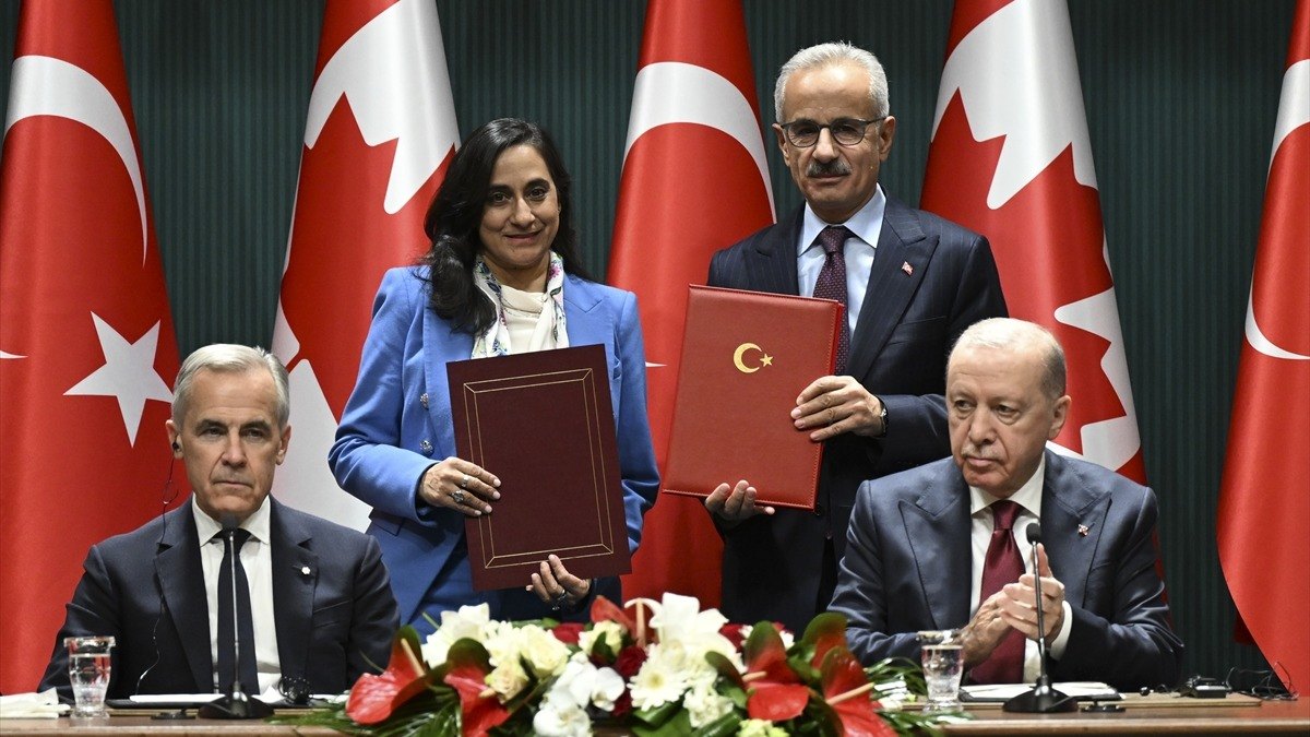 Cumhurbaşkanı Erdoğan ve Kanada Başbakanı Carney anlaşma imza töreninde